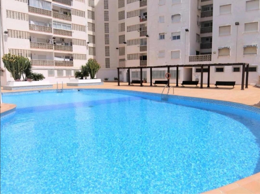Apartamento A Pie De Playa-Edificio Bonaire 甘迪亚 外观 照片