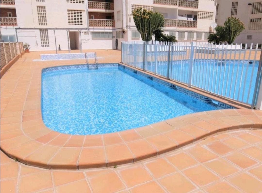 Apartamento A Pie De Playa-Edificio Bonaire 甘迪亚 外观 照片